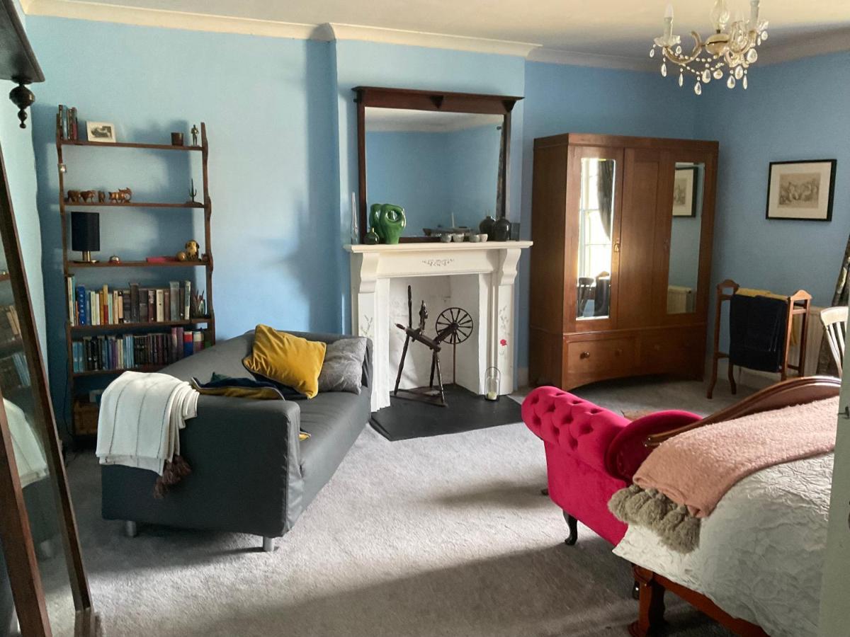 Ynyswen Bed & Breakfast Nantgaredig Buitenkant foto